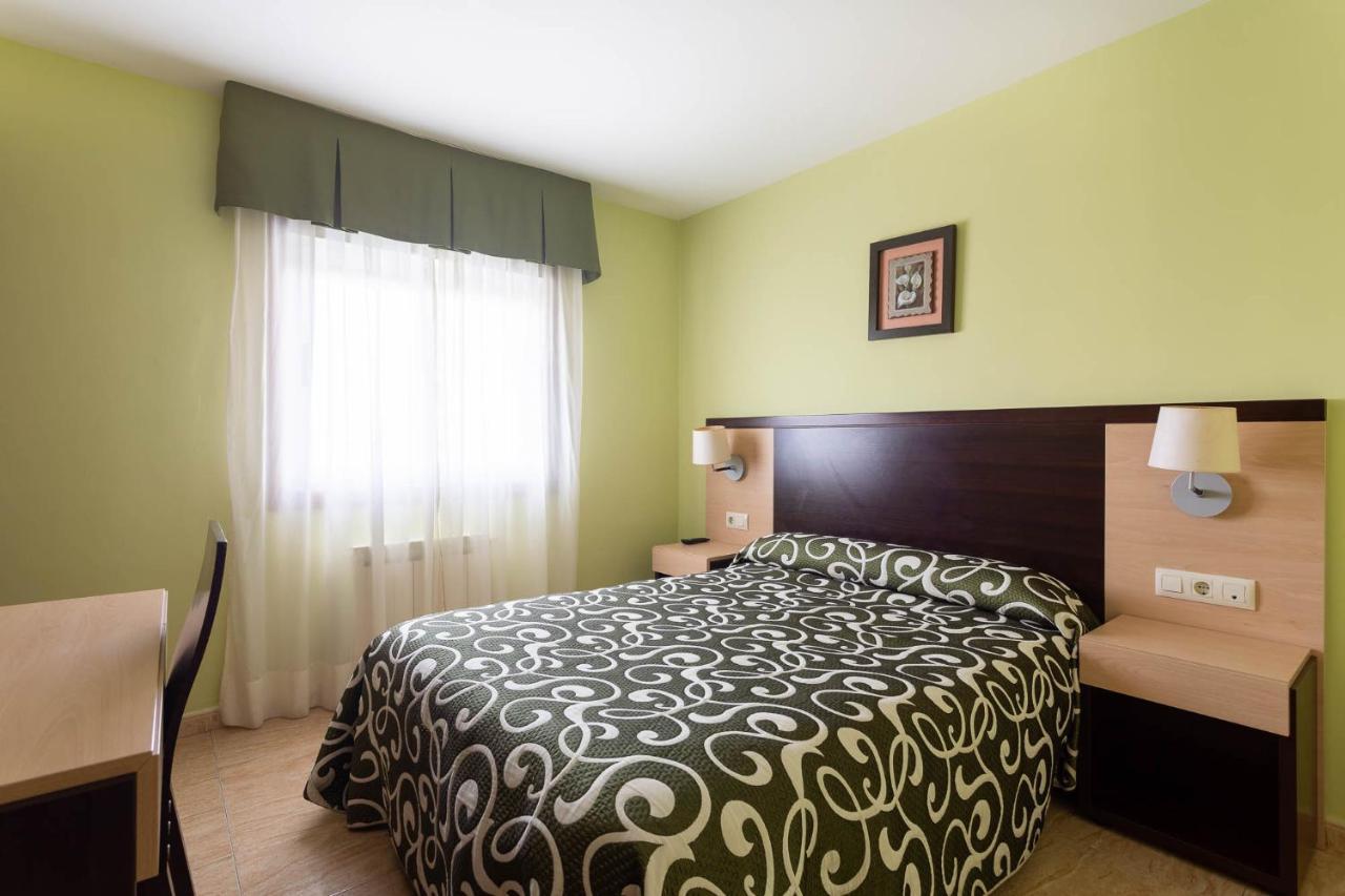 O Mesón Do Vento Hotel Canaima Bruma 1,5 K Camino מראה חיצוני תמונה